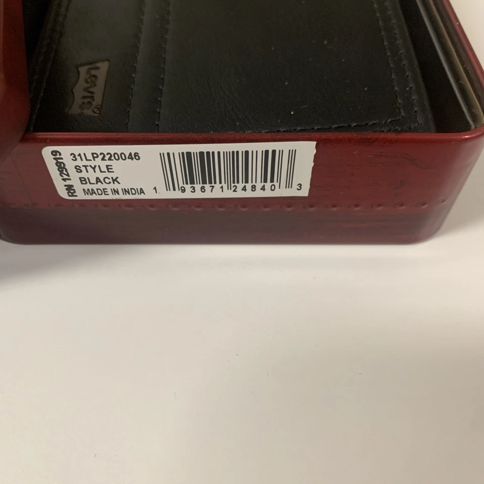 Cartera negra para hombre Levi's protección contra robo de identidad RFID cosida Foto 4 de 4