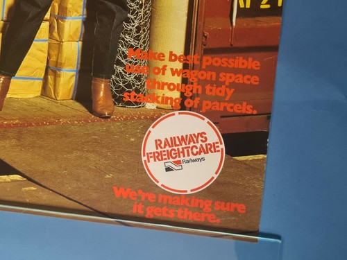 Rare 1980's New Zealand Railways Freight "Well Stacked" Poster 73 x 49cms - Picture 5 of 5