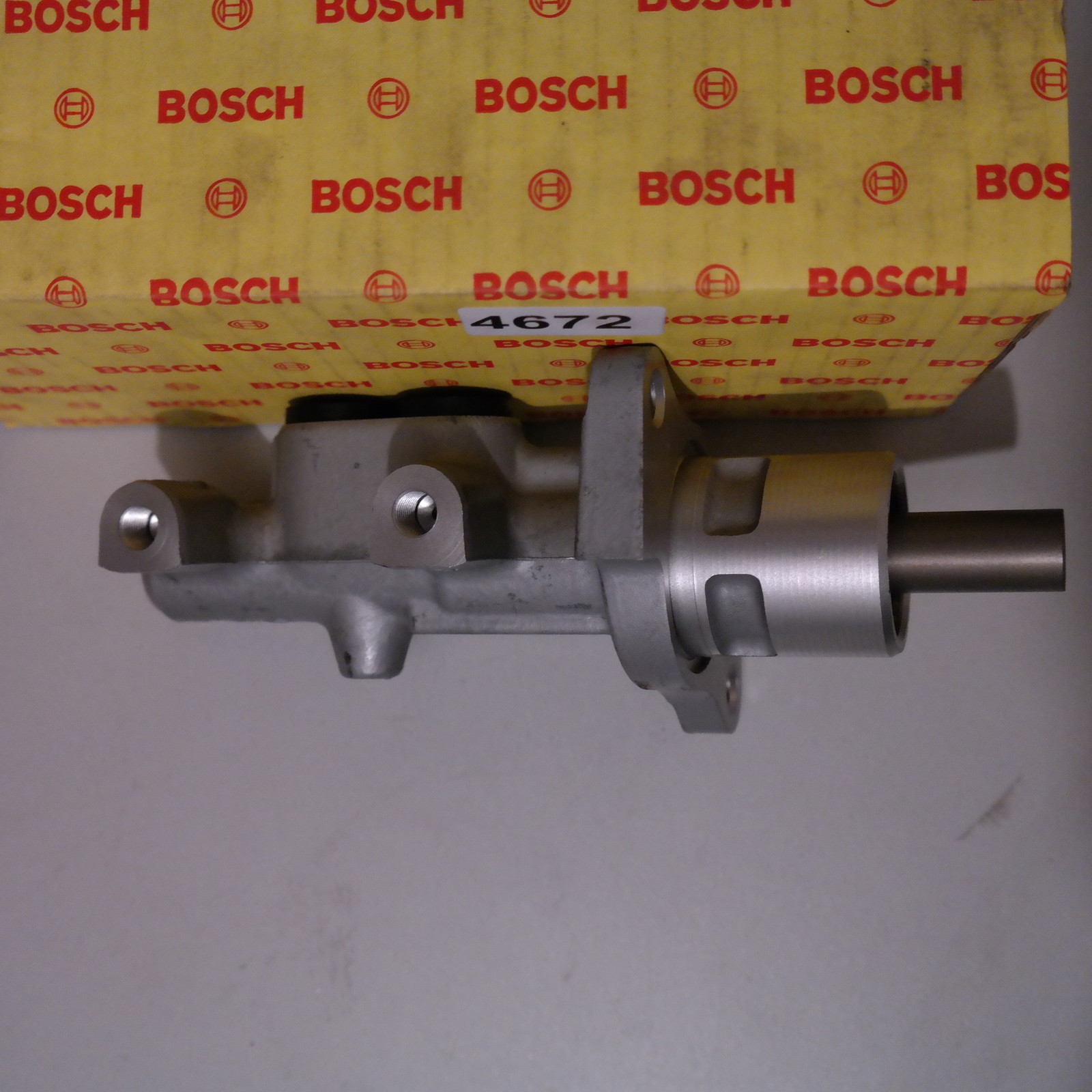 Plus de pédale molle : maître-cylindre E36 Bosch pour BMW - 2