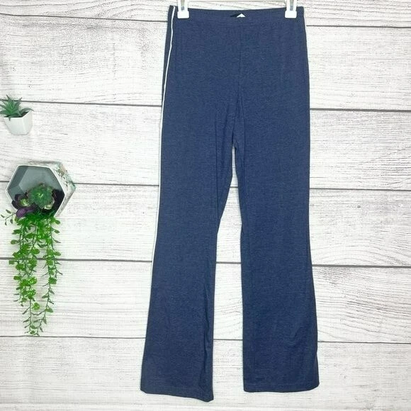 Camiseta sin mangas y pantalones para entrenamiento de yoga y fitness talla mediana/grande azul y blanco Foto 2 de 4