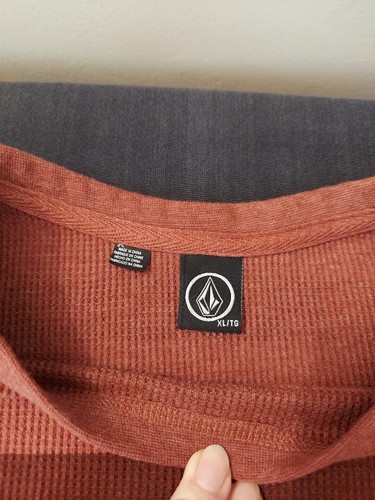 Volcom Thermal Crew Neck Shirt Men's XL Burgundy Striped Long Sleeve - Picture 6 of 12