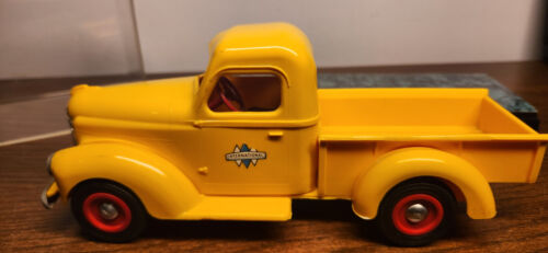 Product Miniature Co. 1949 INTERNAZIONALE Pick Up Truck Promo con custodia - Foto 5 di 8
