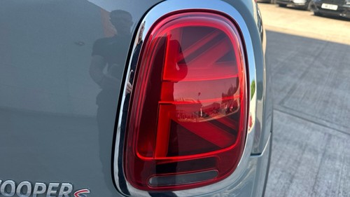 2021 MINI Hatch 2.0 Cooper S Classic 5dr Petrol Hatchback Hatchback Petrol Manua - Picture 22 of 24