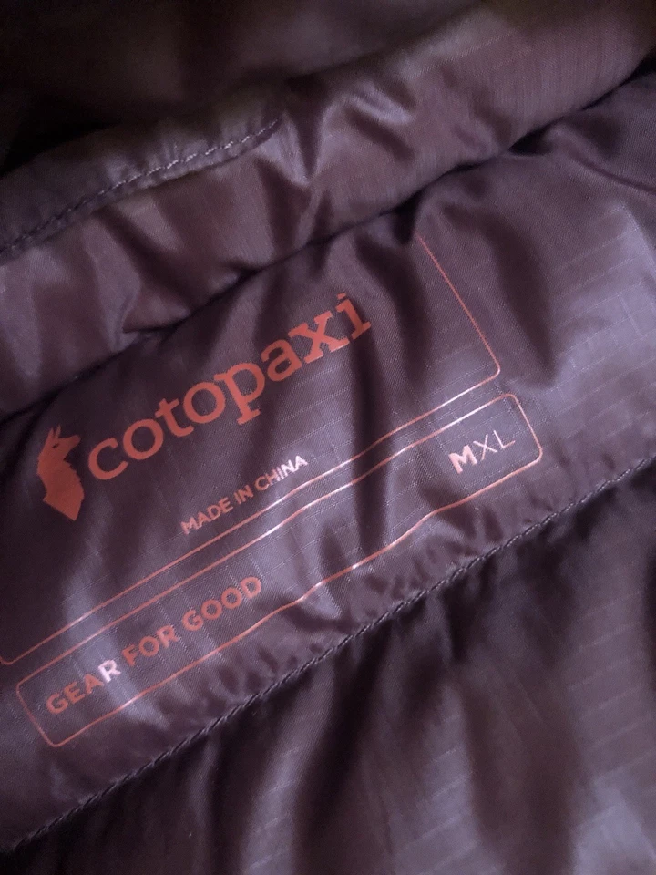 Cotopaxi Down Vest Mens XL Insulated Puffer - A+ - Image 4 of 4