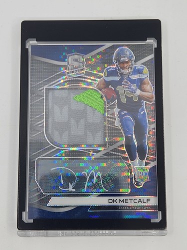 2019 Spectra DK METCALF Rookie Patch Auto /10 Neon Black Light RC Card #213 RPA - Picture 1 of 13