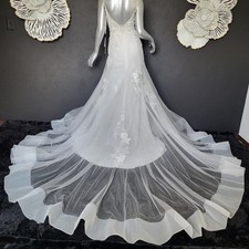 NWT~$1699~JOVANI~2/4~IVORY EMBELLISHED LACE FIT & FLARE WEDDING DRESS GOWN