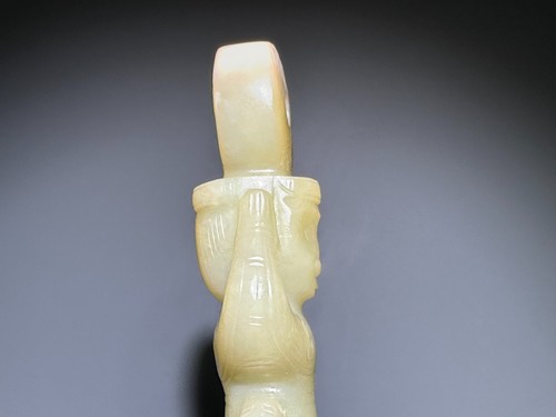 Shang Zhou Dy Old Jade Carved "Bi 璧" Tiger Person Statue "Ba Jian" H 13.7 cm - Picture 14 of 24
