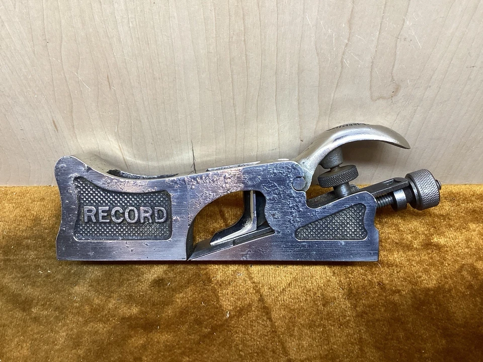 Record 311 Shoulder & Chisel Plane (Early Version) Good But Damage To Plating. - Image 2 of 4