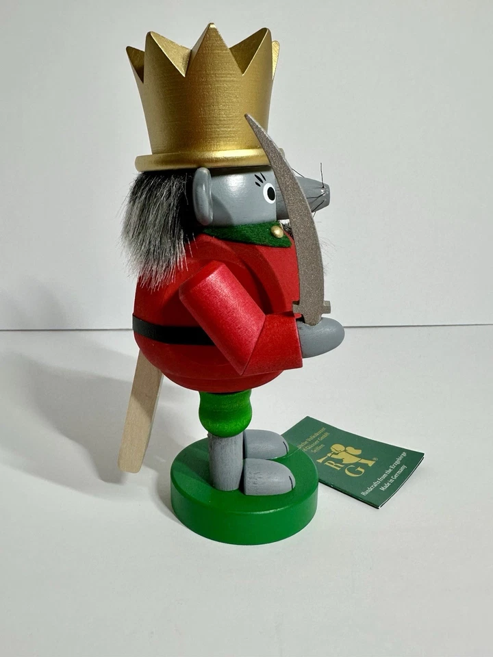 NEW Original Erzgebirge - Richard Glässer Nutcracker 7.5” “KING w/Sword” - Image 2 of 4