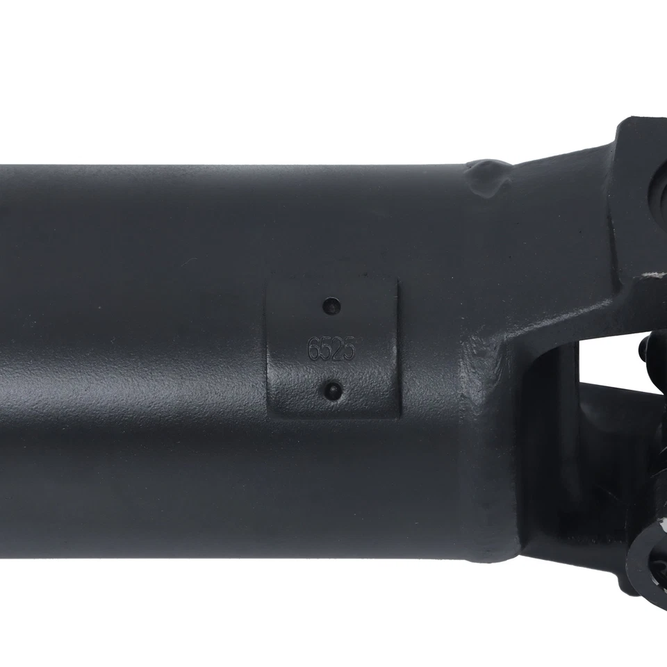 Rear Prop Drive Shaft For 2001-2007 Chevy GMC Sierra Silverado 2500 HD - Image 4 of 4