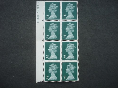 Mint Block of 8 GB Stamps Machin 2p Green SG X850