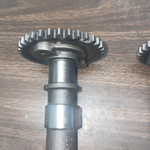 Kawasaki 86 Gpz 1000 Camshafts - Picture 2 of 5