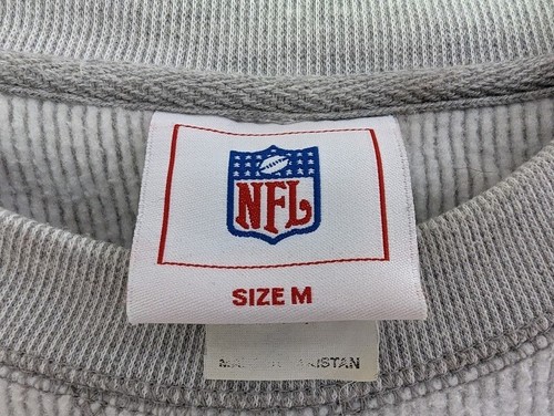 Tampa Bay Buccaneers Football Sweatshirt, NFL, Light Gray, Size Medium, GUC - Picture 4 of 7
