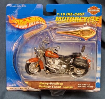 NEW Harley Davidson Hot Wheels 1:18 Die-Cast Motorcycle Heritage