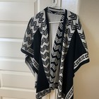 Authentic mexican poncho women medium-large black Pattern Handmade Boho — photo 1