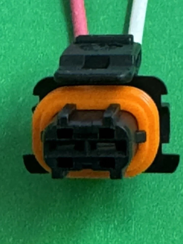 CONECTOR COLETA ALTERNADOR 2 HILOS SE ADAPTA ALCO DR44G 11613 CHEVY GMC CADY 06-17 Foto 2 de 2