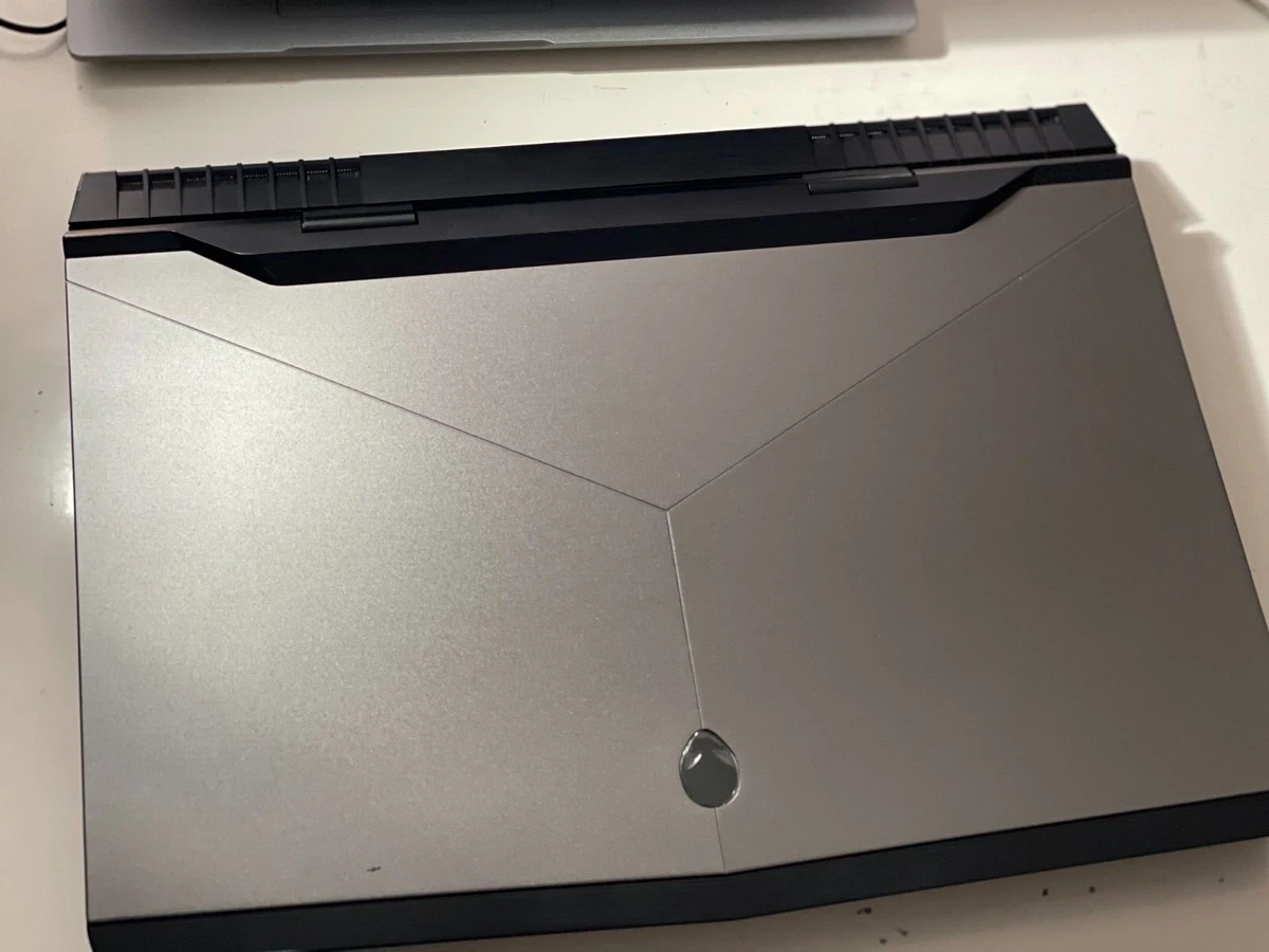 Alienware 17 R4 Intel Core i7 7th Gen. Notebooks/Laptops for Sale