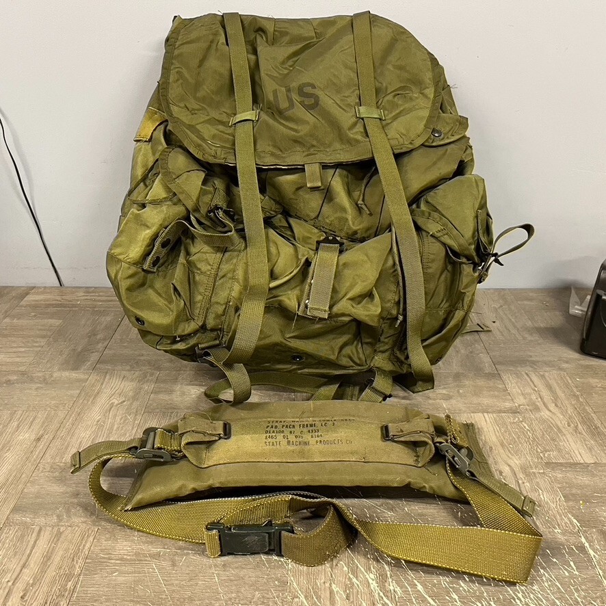 FIELD PACK COMBAT NYLON LC-1　黒 Surplus Genuine Field Pack, Combat, LC-1 Large Nylon 8465-01