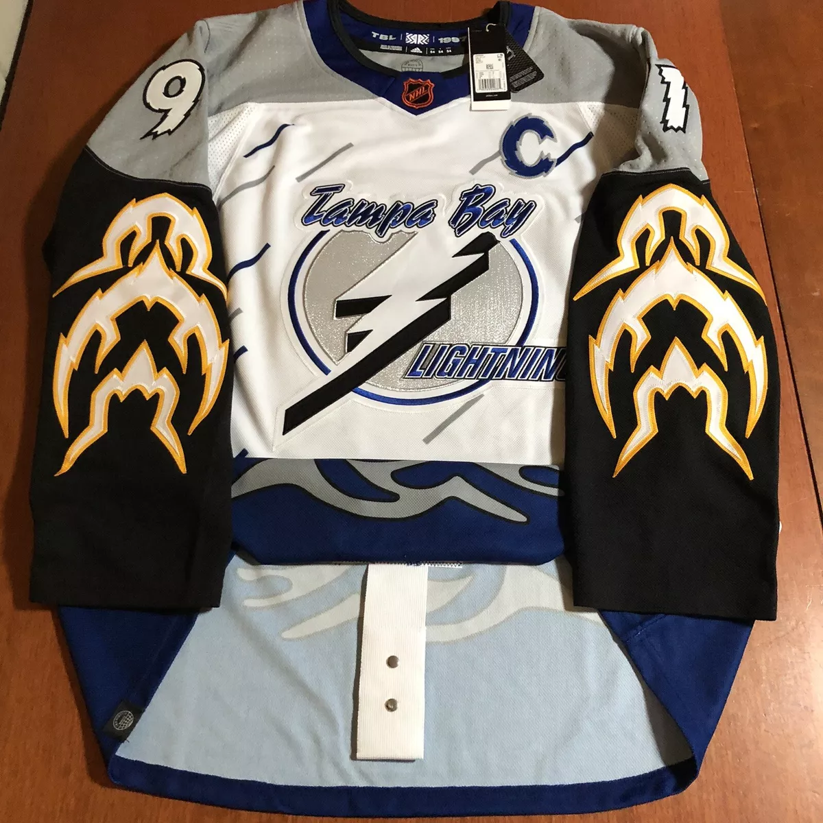 STEVEN STAMKOS Autographed Lightning 2022 Stadium Series Adidas Jersey FANATICS - Game Day Legends