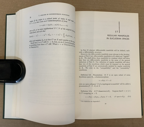 Critical Point Theory in Global Analysis ... - M Morse & S S Cairns - 1969 - Picture 10 of 16