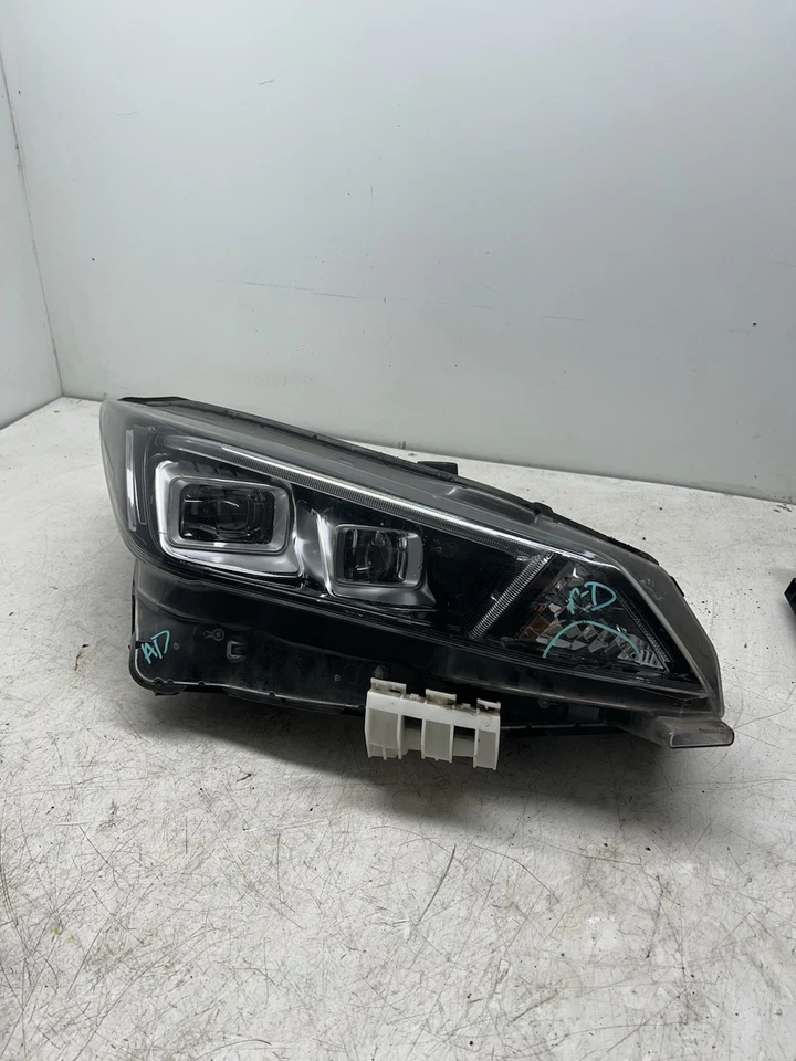 FARO NISSAN LEAF MK2 ZE1 FULL LED LADO DERECHO DEL CONDUCTOR *DAÑADO* 26010-5SJ5A Foto 4 de 4
