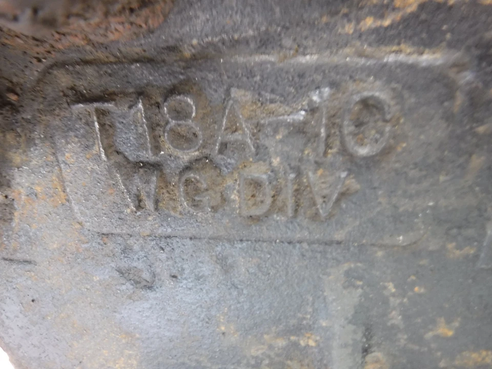 Carcasa de transmisión manual Jeep International T18A OEM de fábrica envío gratuito Foto 3 de 4