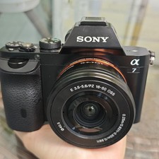 Sony Alpha A7 24.3MP Full Frame Mirrorless Digital Camera w/16-50mm Lens 95 New