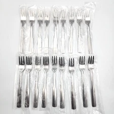 Set of 18 Seafood Cocktail Forks Oxford Hall Stainless Steel OXH102  5-5/8" NEW