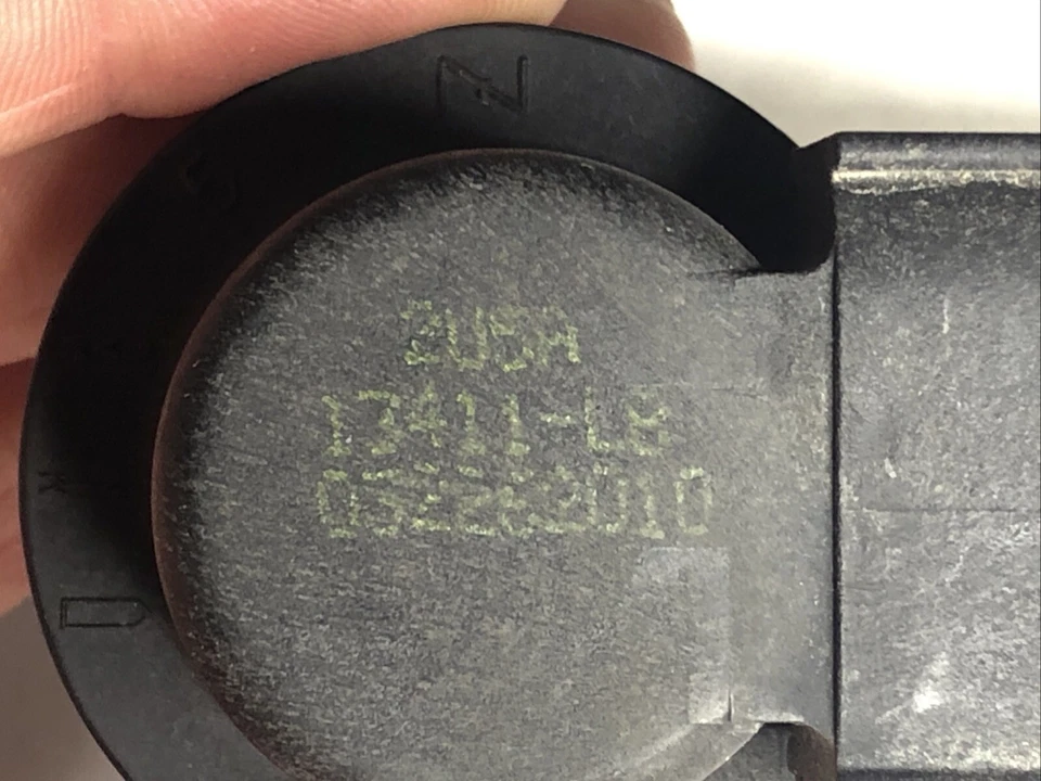 Оригинальный 2004 ~ 17 Ford Lincoln - галогенные задние фонари тормозная лампа гнездо - 2U5A13400LB - Изображение 3 из 4