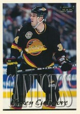 1995-96 Topps #101 JASSEN CULLIMORE - Vancouver Canucks