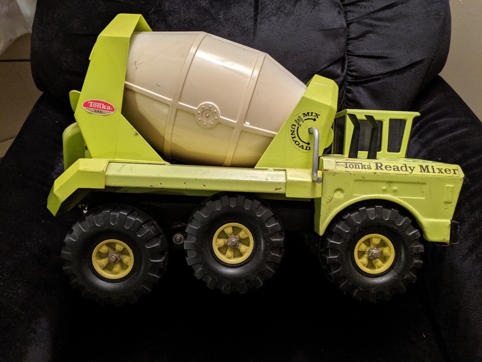 Vintage Mighty Tonka Cement Mixer Lime Green 1970-73 Vintage Mighty Tonka Cement Mixer Lime Green 1970-73