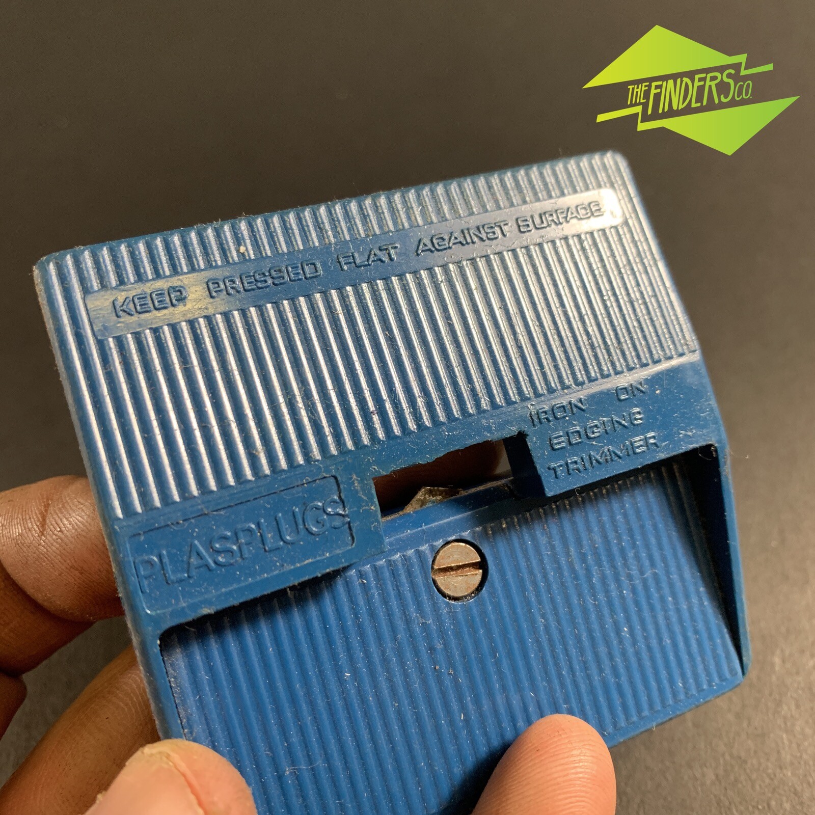 LOT X2 VINTAGE 'PLASPLUGS' LAMINATED & IRONON EDGE TRIMMERS BENCH