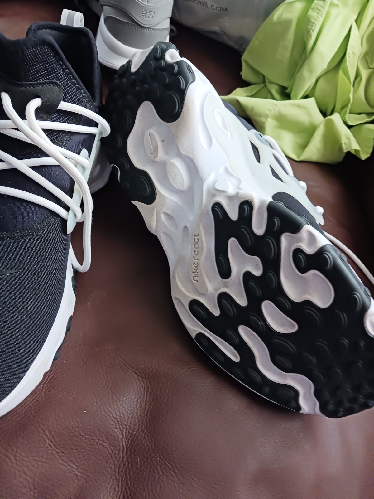 Nike React - image 2