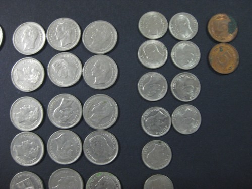 VENEZUELA LOTE 50 MONEDAS 5,2 Y 1 BOLIVAR 12,5-50-25 Y 5 CENTIMOS.DISTINTOS AÑOS - Imagen 13 de 14
