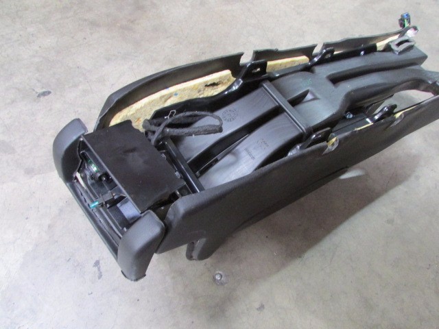 Maserati Quattroporte, Front Center Console, Black, Used, P/N 981342000