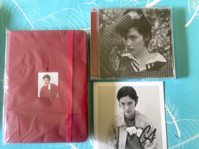 GRACIE ABRAMS - Daughter From Hell CD (alt. Cover) & signed Art Card & Notebook