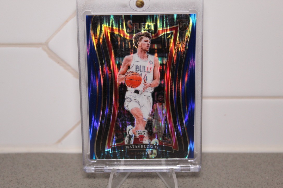 Matas Buzelis 2024-25 Select Blue Flash Prizm RC Mezzanine Level #/99 Bulls