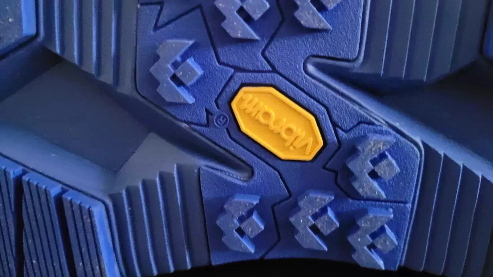  65%OFF Marcelo Burlon CRun sneakers uomo bianco suola VIBRAM 44 10 5US 10UK 29CM