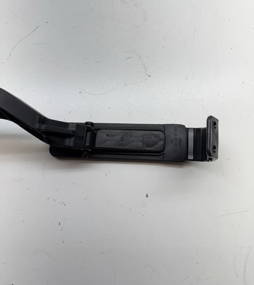 97-03 梅赛德斯 CLK320 CLK430 W208 燃气加速杆油门踏板 原始设备制造商 — 第 3/4 张图片