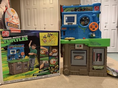 Step 2 Teenage Mutant Ninja Turtles Pizza Kitchen RARE In BOX