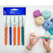 Pony Crotchet Hook Set in multi colour set of 5 use in Ergonomic Design