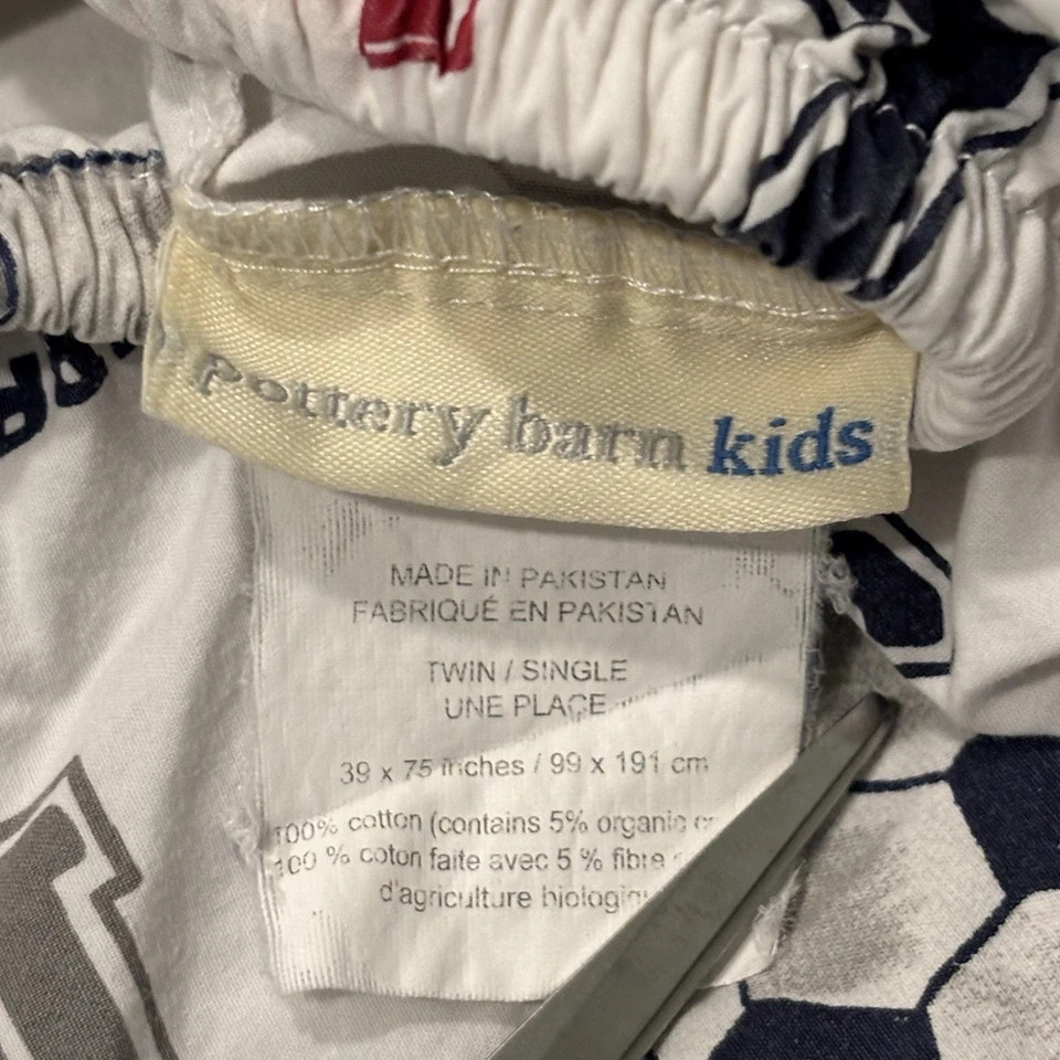 Juego de sábanas dobles Pottery Barn Kids alfabeto deportivo juego completo de 3 piezas Foto 4 de 4