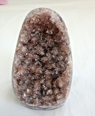 Beautiful  Crystal Uruguayan Amethyst     Agate  245.2 grams