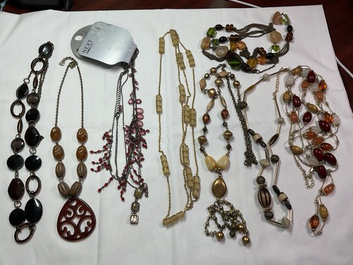 Jewellery Great Job Lot Acrylic, Retro, Boho, Mixed Style Necklaces x8 - Picture 1 of 18