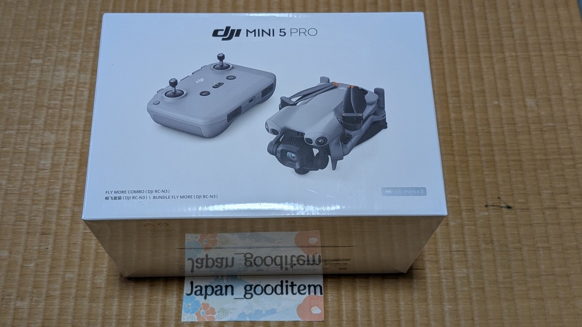 DJI Mini 5 Pro Combo Fly More con DJI RC-N3, 4K Drone con Fotocamera, CMOS da 1 Pollice, Rilevamento Omnidirezionale Degli Ostacoli, ActiveTrack 360°, 3 Batterie, C0 (Multiple Accessory Bundle