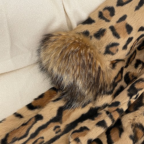 Chaqueta de piel de conejo real estampada de leopardo para mujer abrigos con cinturón cuello de piel de zorro trinchera - Imagen 16 de 23