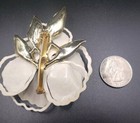 White Pearl Gold Enamel Flower Brooch Floral  1950s — photo 4