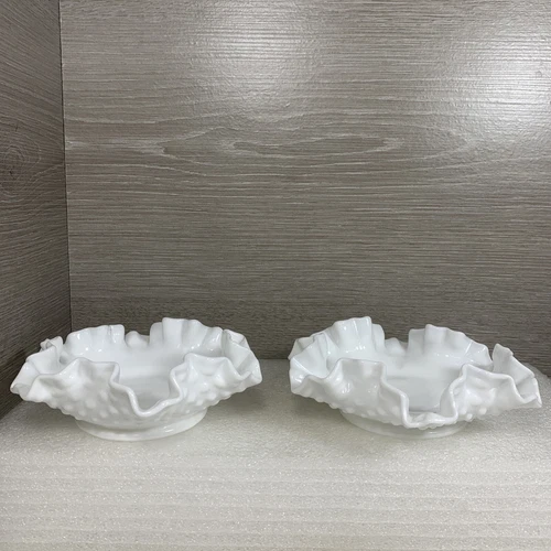 (2) Vintage Fenton Milk Glass Ruffled Edge Dishes 6”