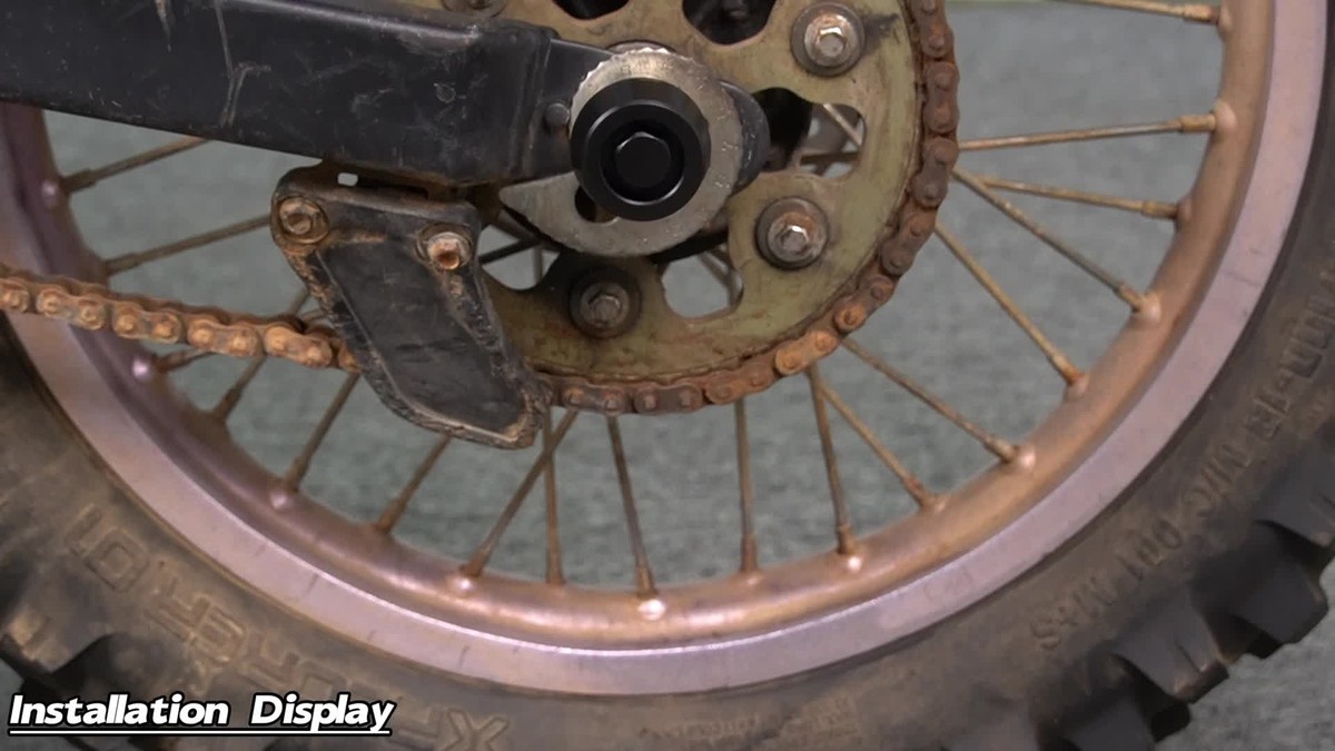 Fit For Suzuki GN125/GN250 1982-2001 Front Fork Axle Sliders