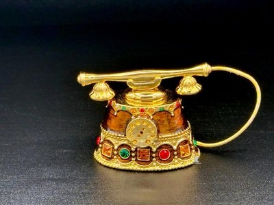 Elegant Jeweled Telephone Trinket Box   Magnetic Receiver   Gold Sleek Miniatu